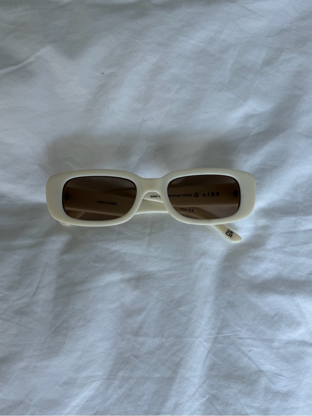 White Rectangular Women's Sunglasses - Brand Unknown